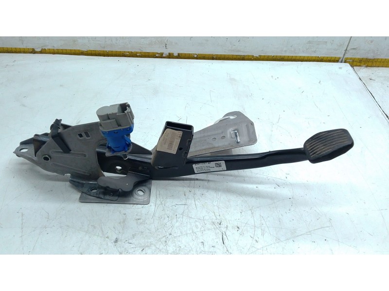 Recambio de pedal freno para ford kuga ii (dm2) 2.0 tdci referencia OEM IAM AV612467AF  