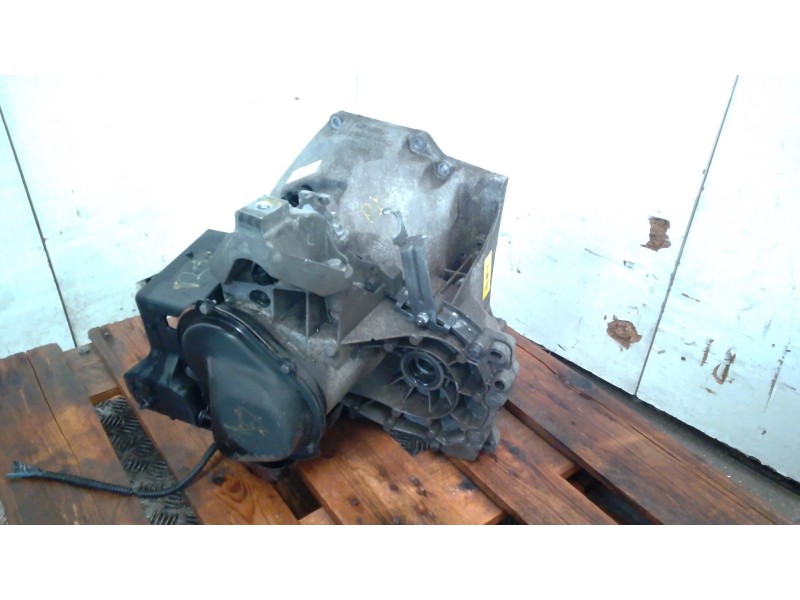 Recambio de caja cambios para ford focus iii sedán 1.0 ecoboost referencia OEM IAM CV6R7002BBD  