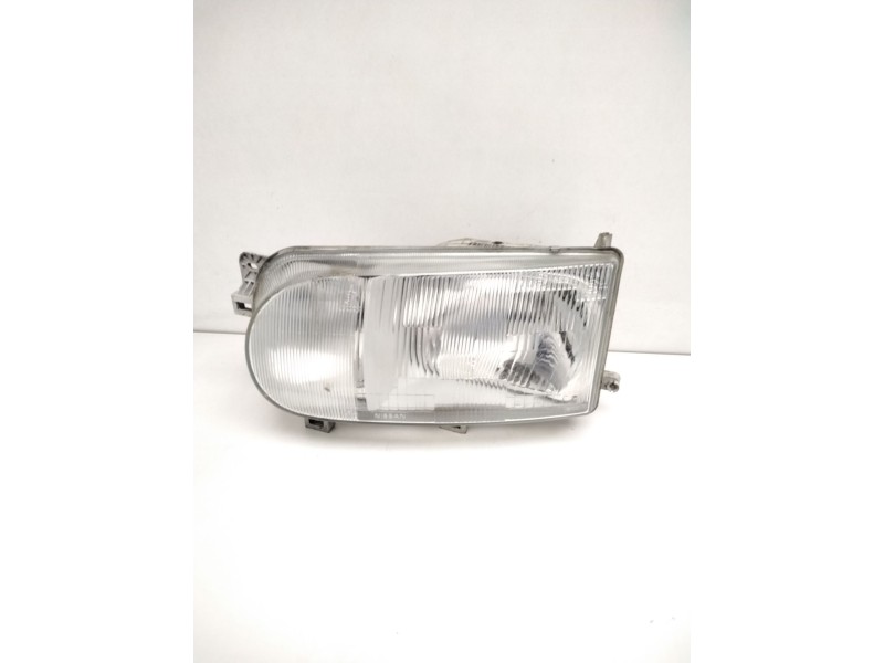 Recambio de faro izquierdo para » otros... premium 370 26 g 6x2 referencia OEM IAM 260607C005 NISSAN 67725970