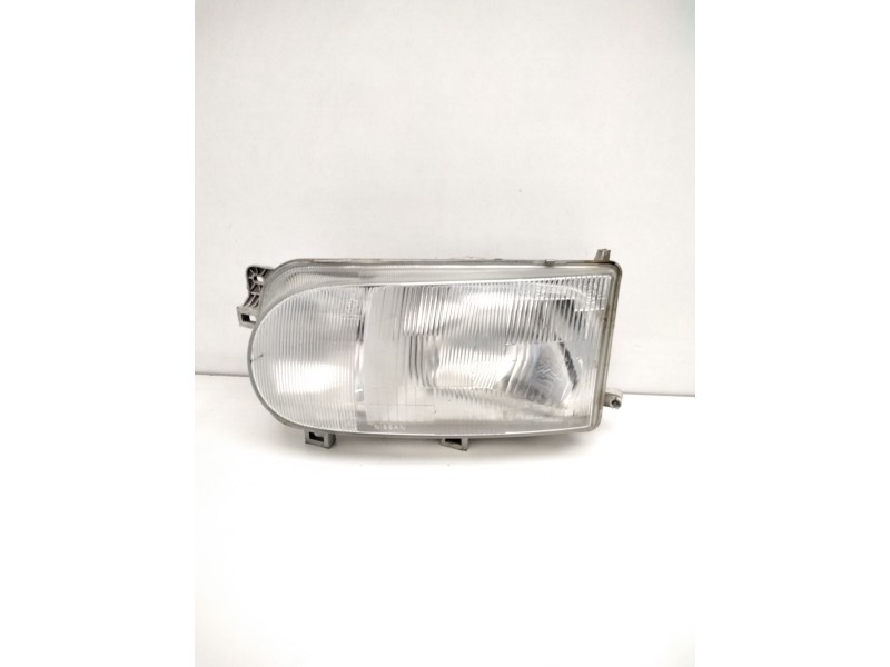Recambio de faro izquierdo para » otros... premium 370 26 g 6x2 referencia OEM IAM 260607C005 NISSAN 67725970