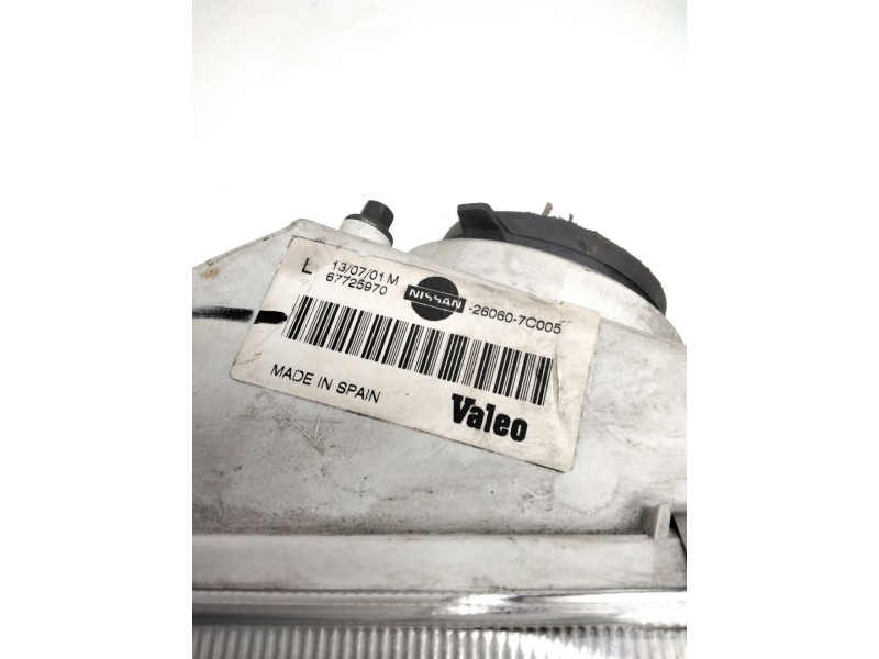 Recambio de faro izquierdo para » otros... premium 370 26 g 6x2 referencia OEM IAM 260607C005 NISSAN 67725970