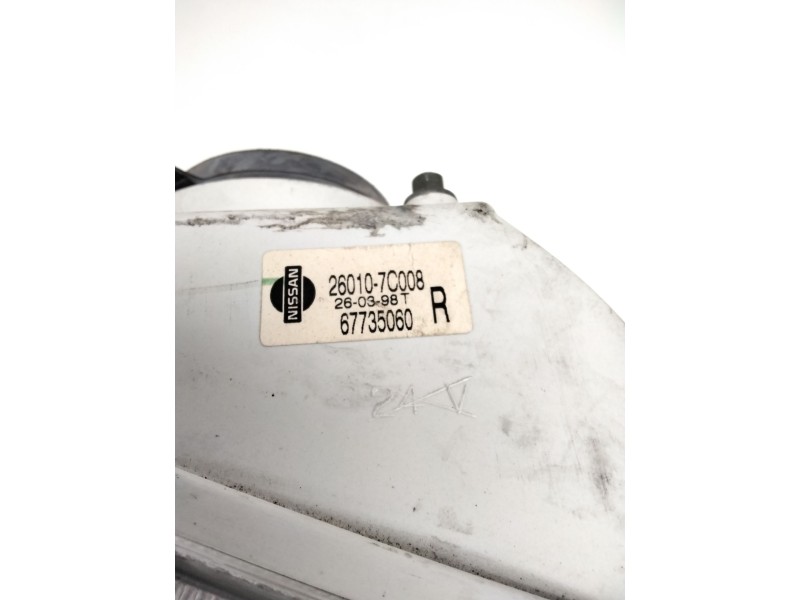 Recambio de faro derecho para » otros... premium 370 26 g 6x2 referencia OEM IAM 260107C008 NISSAN 67735060