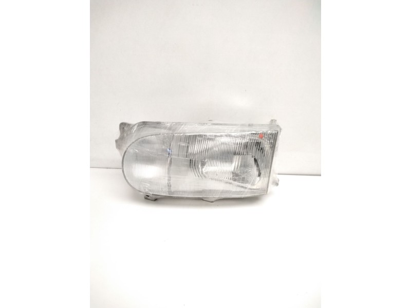 Recambio de faro izquierdo para » otros... premium 370 26 g 6x2 referencia OEM IAM 260607C001 NISSAN 67725890