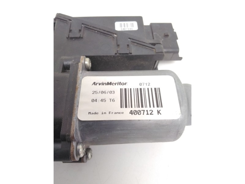 Recambio de motor elevalunas delantero derecho para nissan primera (p11) 2.0 16v referencia OEM IAM 400712K  