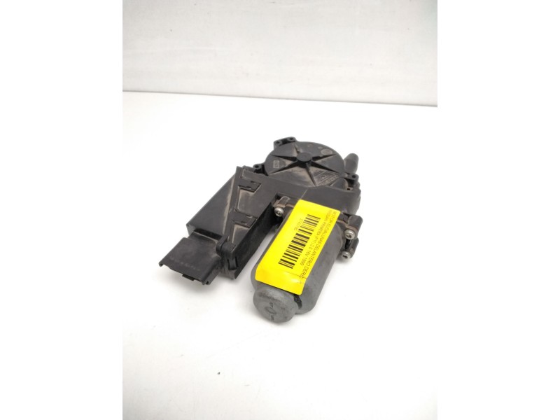 Recambio de motor elevalunas delantero derecho para nissan primera (p11) 2.0 16v referencia OEM IAM 400712K  
