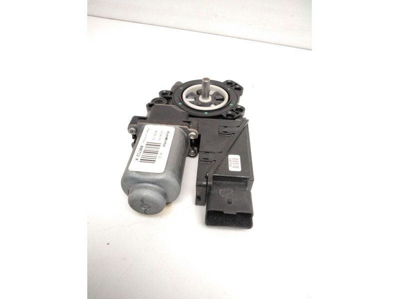 Recambio de motor elevalunas delantero derecho para nissan primera (p11) 2.0 16v referencia OEM IAM 400712K  