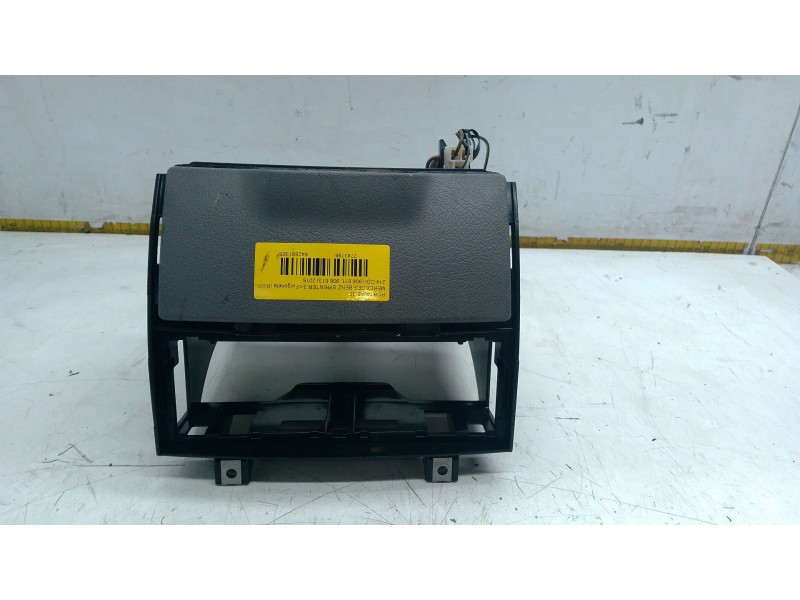 Recambio de portavasos para mercedes-benz sprinter 3-t furgoneta (b906) 214 cdi (906.611, 906.613) referencia OEM IAM A906680410