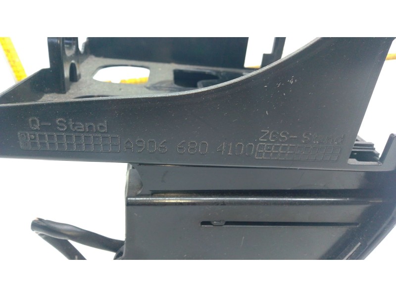 Recambio de portavasos para mercedes-benz sprinter 3-t furgoneta (b906) 214 cdi (906.611, 906.613) referencia OEM IAM A906680410