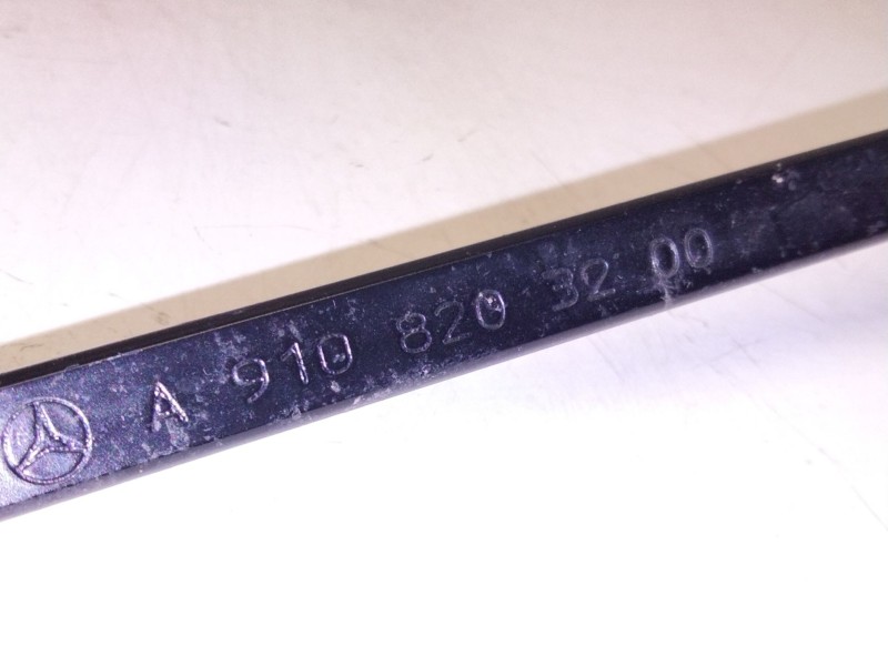 Recambio de brazo limpia delantero izquierdo para mercedes-benz sprinter 3-t furgoneta (b906) 214 cdi (906.611, 906.613) referen