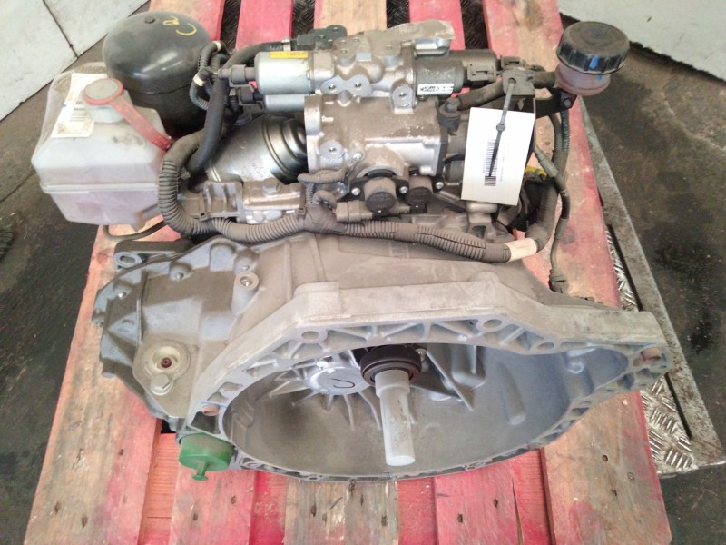 Recambio de caja cambios para renault trafic combi (ab 4.01) 2.0 dci diesel cat referencia OEM IAM PA6356  110562