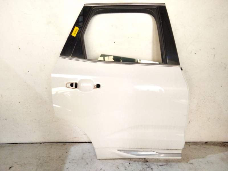 Recambio de puerta trasera derecha para volvo xc60 ii (246) b4 mild-hybrid awd referencia OEM IAM 32228851  