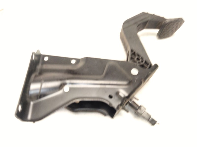 Recambio de pedal embrague para mercedes-benz sprinter 3-t furgoneta (b906) 214 cdi (906.611, 906.613) referencia OEM IAM   