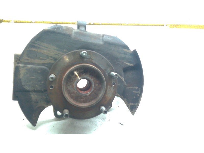 Recambio de mangueta delantera derecha para kia sorento i (jc) 2.5 crdi referencia OEM IAM   