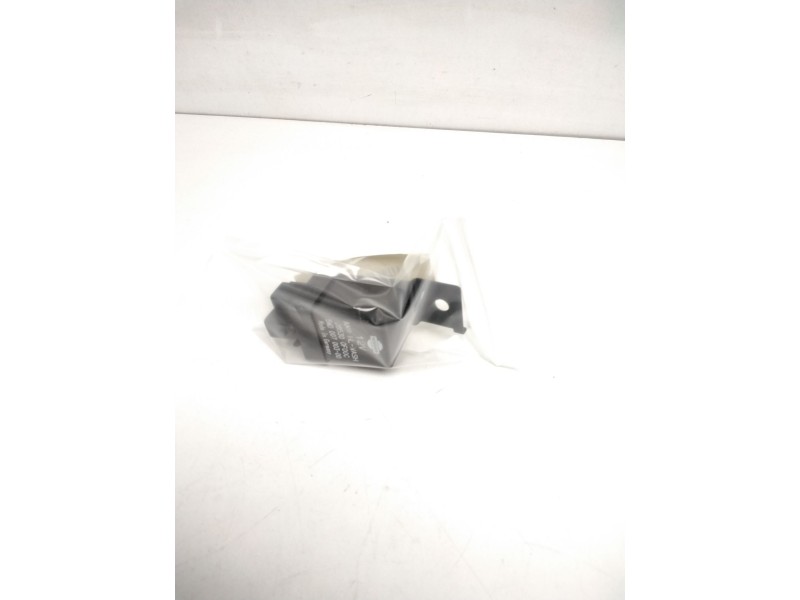 Recambio de rele para nissan terrano ii (r20) 2.7 tdi 4wd referencia OEM IAM 285300F000  