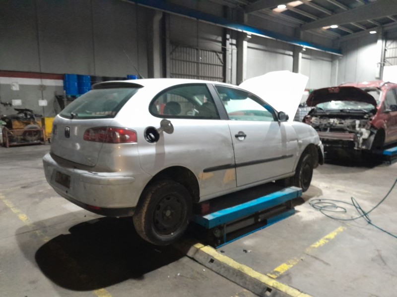 seat ibiza iii (6l1) del año 2003