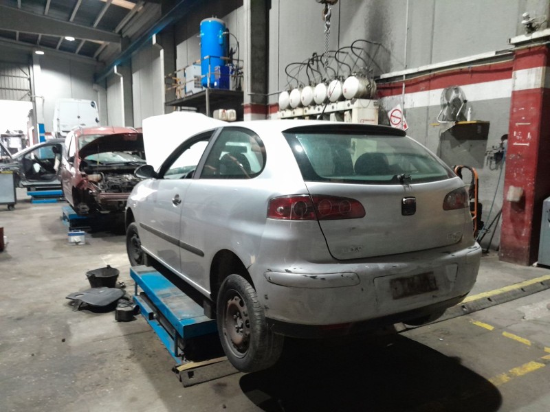 seat ibiza iii (6l1) del año 2003