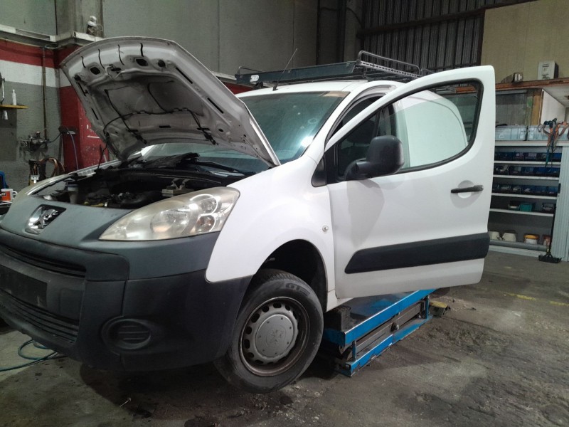 peugeot partner furgoneta/monovolumen (5_, g_) del año 2010