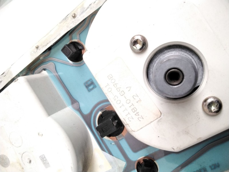 Recambio de cuadro instrumentos para nissan patrol gr iv (y60, gr) 2.8 td (y60a) referencia OEM IAM 20093501 21110501 19583019