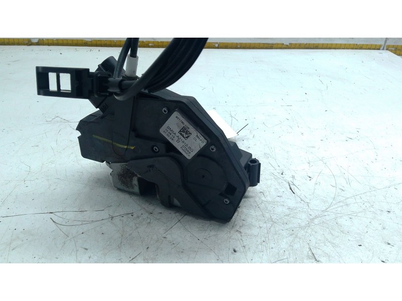 Recambio de cerradura puerta delantera derecha para ford tourneo courier b460 monospace 1.5 tdci referencia OEM IAM 921760106  