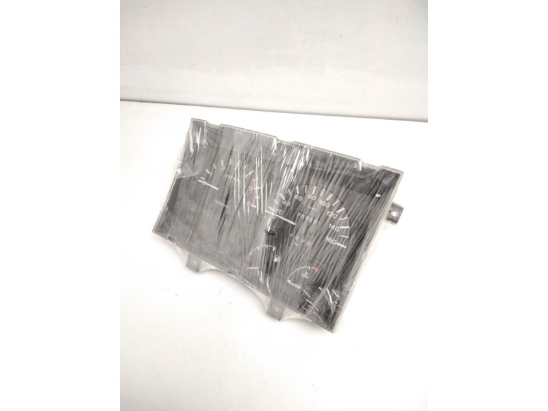 Recambio de cuadro instrumentos para nissan patrol iii/1 hardtop (k160) 2.8 td referencia OEM IAM 19609001 015064410 19620001