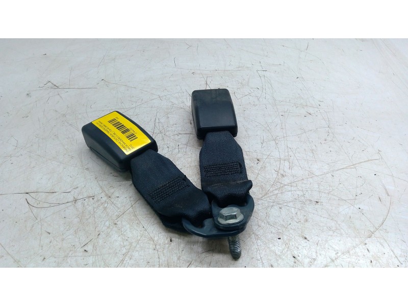 Recambio de enganche cinturon trasero derecho para dacia sandero ii (b8_) tce 90 (b8m1, b8ma) referencia OEM IAM   
