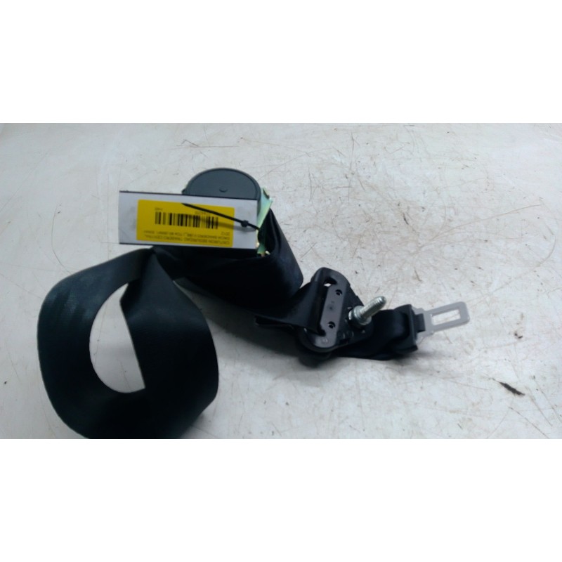 Recambio de cinturon seguridad trasero central para dacia sandero ii (b8_) tce 90 (b8m1, b8ma) referencia OEM IAM   