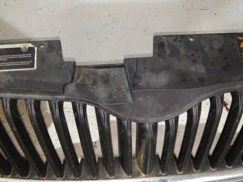 Recambio de paragolpes delantero para skoda yeti (5l) 1.8 tsi 4x4 referencia OEM IAM   