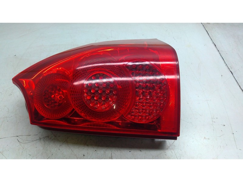 Recambio de piloto trasero derecho para peugeot 307 sw (3h) 1.6 hdi 110 referencia OEM IAM 557684A  