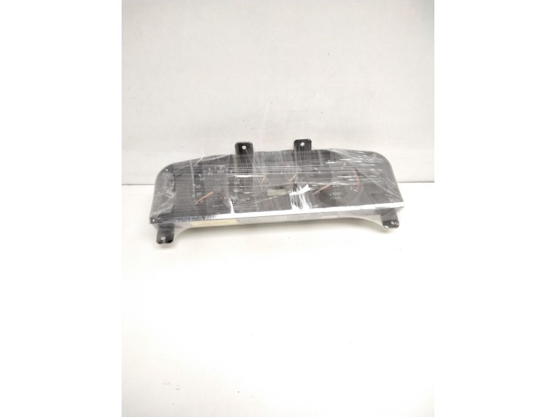 Recambio de cuadro instrumentos para nissan terrano i (wd21) 2.7 td 4wd referencia OEM IAM 248107F418 21069401 