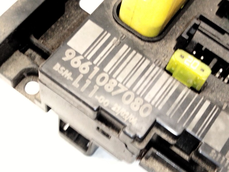 Recambio de caja fusibles para peugeot 307 sw (3h) 1.6 hdi 110 referencia OEM IAM 9661087080  