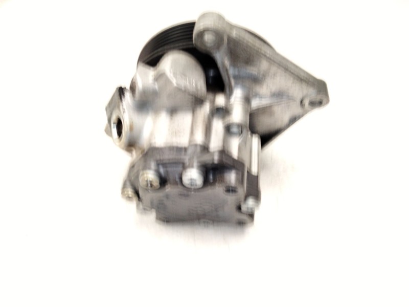 Recambio de bomba direccion para mercedes-benz sprinter 3-t furgoneta (b906) 214 cdi (906.611, 906.613) referencia OEM IAM A0064