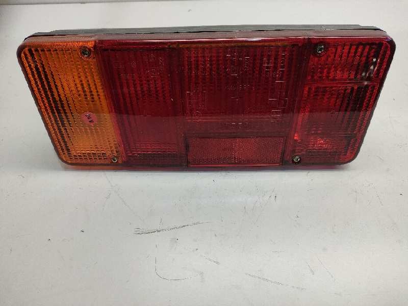 Recambio de piloto trasero izquierdo para iveco daily caja cerrada (1989 =>) referencia OEM IAM 0351900S 24 VOLTIOS 38921