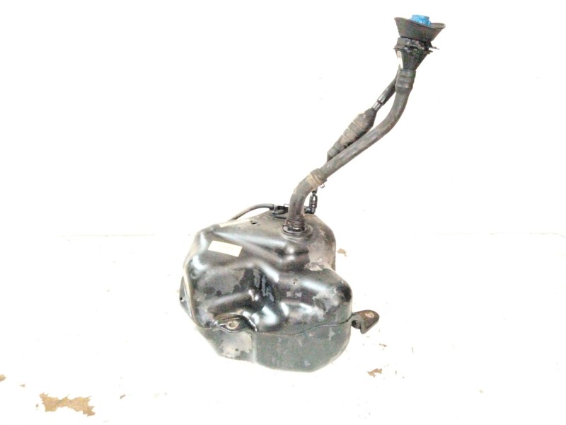 Recambio de deposito adblue para mercedes-benz sprinter 3-t furgoneta (b906) 214 cdi (906.611, 906.613) referencia OEM IAM A9064