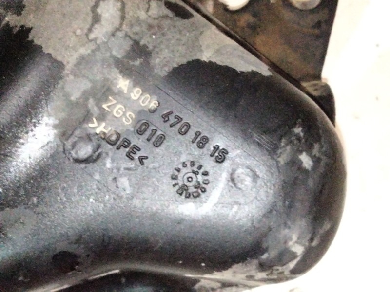 Recambio de deposito adblue para mercedes-benz sprinter 3-t furgoneta (b906) 214 cdi (906.611, 906.613) referencia OEM IAM A9064