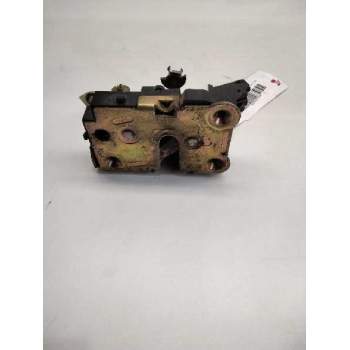 CERRADURA PUERTA DELANTERA DERECHA 7701046800 