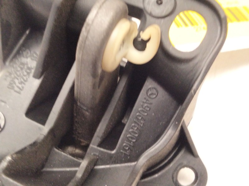 Recambio de maneta interior delantera izquierda para mercedes-benz sprinter 3-t furgoneta (b906) 214 cdi (906.611, 906.613) refe