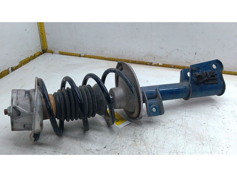 Recambio de amortiguador delantero derecho para mercedes-benz vaneo (414) 1.6 (414.700) referencia OEM IAM 0266230019  