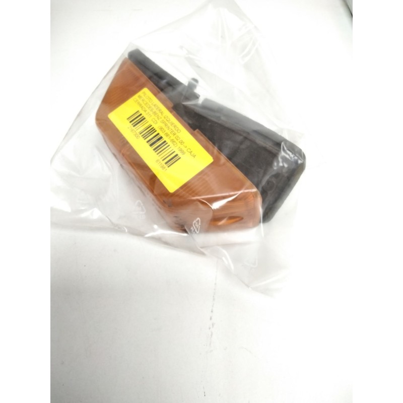 Recambio de piloto lateral izquierdo para mercedes-benz sprinter 02.00  caja cerrada 311 cdi (903.661-662) referencia OEM IAM 14