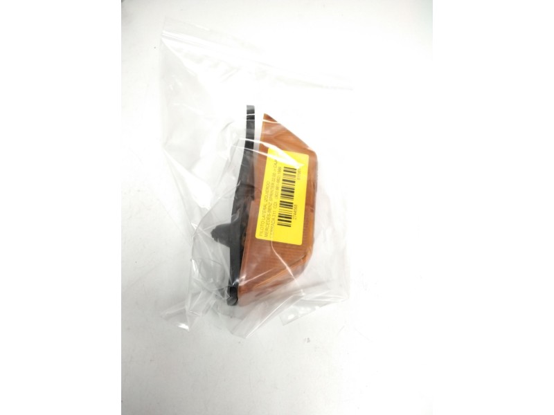 Recambio de piloto lateral izquierdo para mercedes-benz sprinter 02.00  caja cerrada 311 cdi (903.661-662) referencia OEM IAM 14