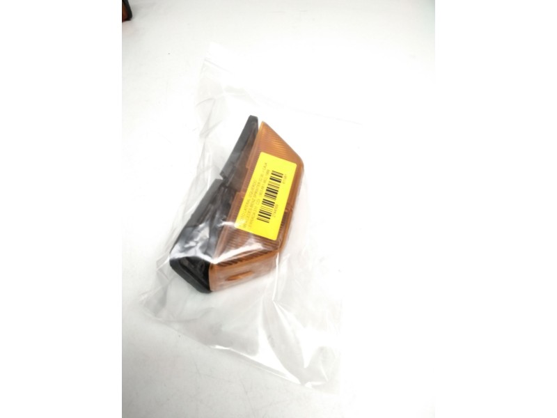 Recambio de piloto lateral izquierdo para mercedes-benz sprinter 02.00  caja cerrada 311 cdi (903.661-662) referencia OEM IAM 14