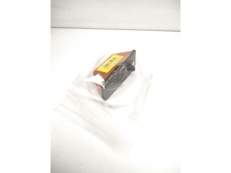 Recambio de piloto lateral izquierdo para mercedes-benz sprinter 02.00  caja cerrada 311 cdi (903.661-662) referencia OEM IAM 14