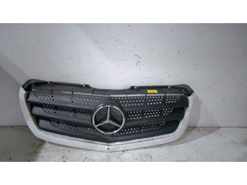 Recambio de rejilla delantera para mercedes-benz sprinter 3-t furgoneta (b906) 214 cdi (906.611, 906.613) referencia OEM IAM A90
