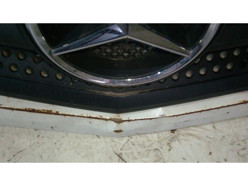 Recambio de rejilla delantera para mercedes-benz sprinter 3-t furgoneta (b906) 214 cdi (906.611, 906.613) referencia OEM IAM A90