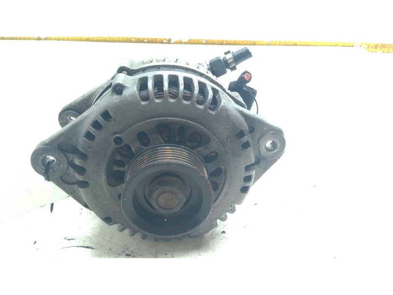 Recambio de alternador para opel combo tour 1.7 di 16v referencia OEM IAM 0986043981  