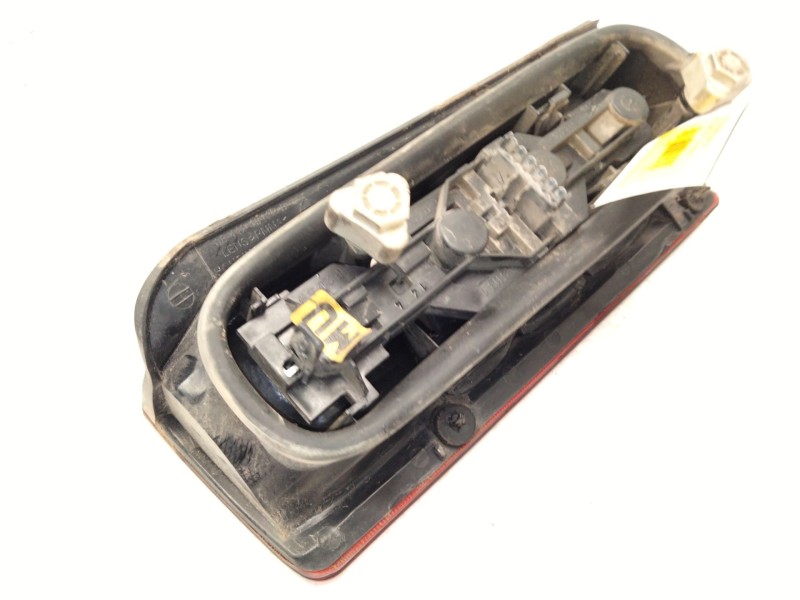 Recambio de piloto trasero derecho para opel combo tour 1.7 di 16v referencia OEM IAM 9199763  