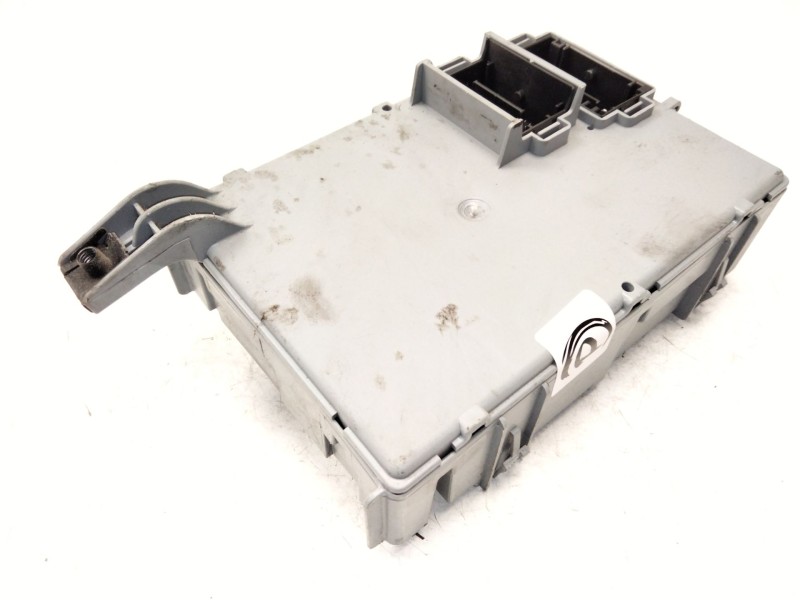 Recambio de caja fusibles para fiat doblo cargo (263_) 1.3 d multijet referencia OEM IAM 00520321540  