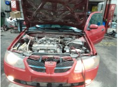 nissan almera ii (n16) del año 2004