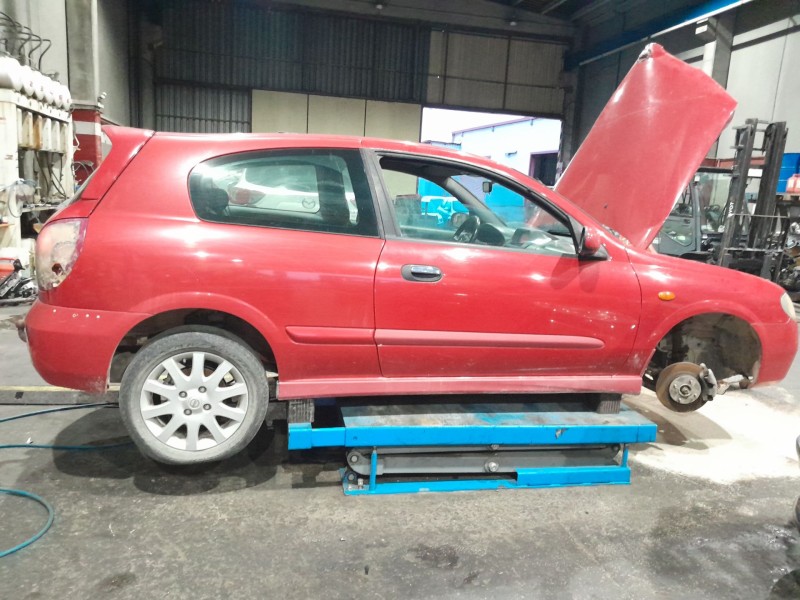 nissan almera ii (n16) del año 2004