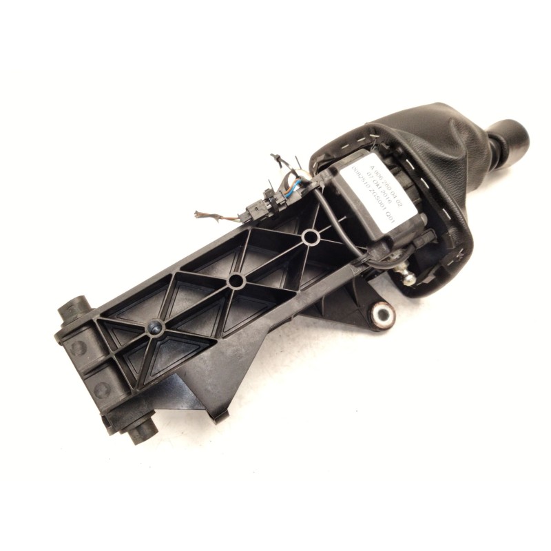 Recambio de palanca cambio para mercedes-benz sprinter 3-t furgoneta (b906) 214 cdi (906.611, 906.613) referencia OEM IAM A90626