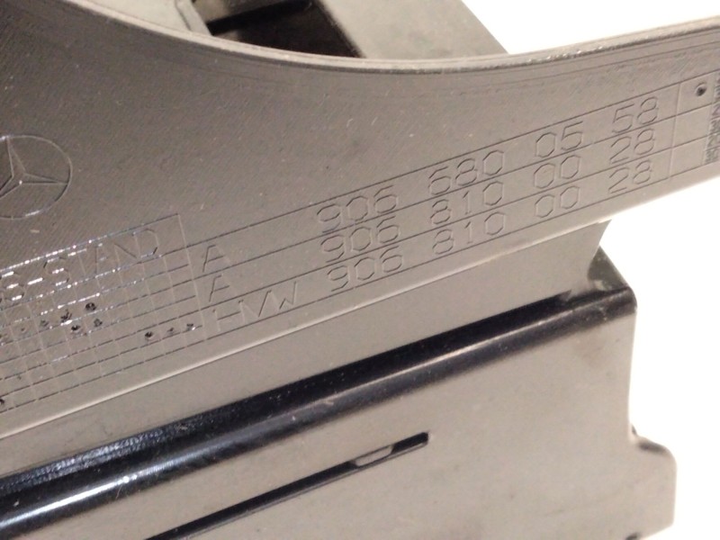 Recambio de portavasos para mercedes-benz sprinter 3-t furgoneta (b906) 214 cdi (906.611, 906.613) referencia OEM IAM A906680055